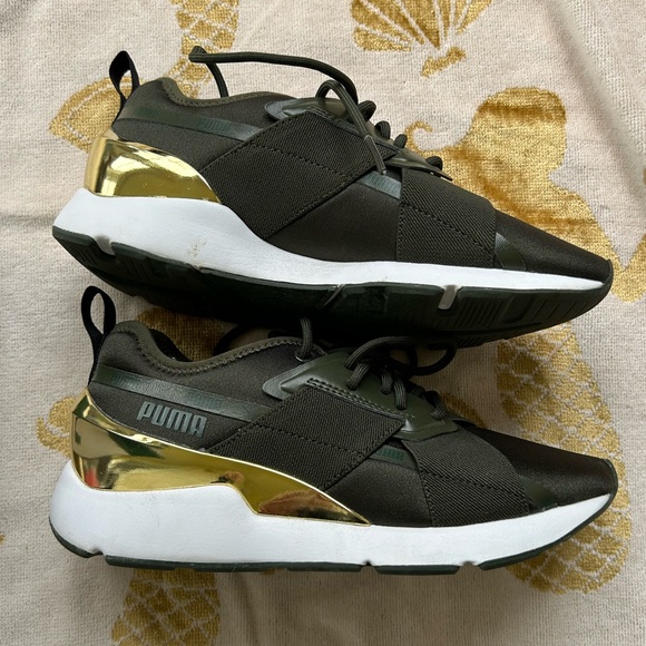 Women’s PUMA Muse X-2 - Army Green and Gold Metallic - Size 6 - Picture 4 of 6